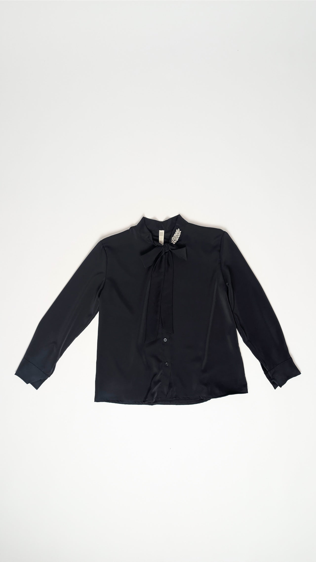 Bluza z ovratnim trakom