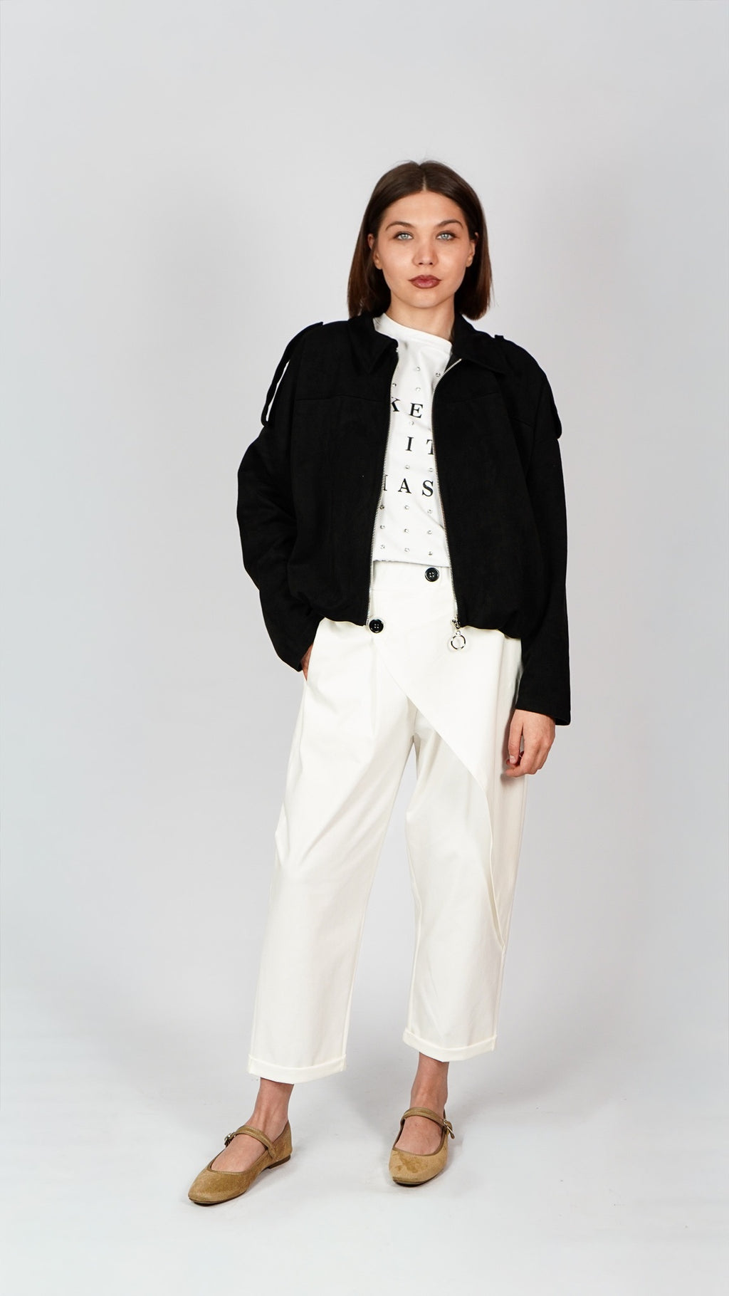 Hlače z ravnim krojem