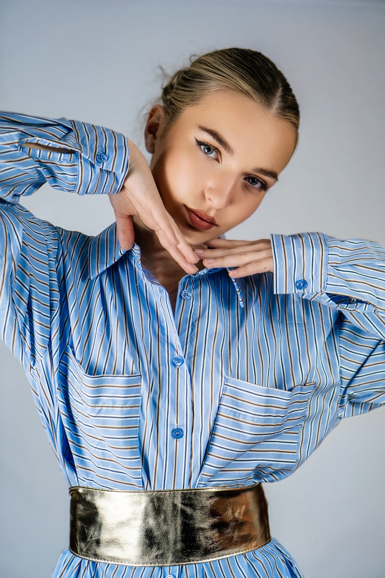 Srajica z dolgimi rokavi