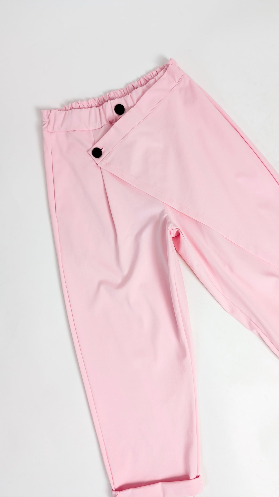 Hlače z ravnim krojem