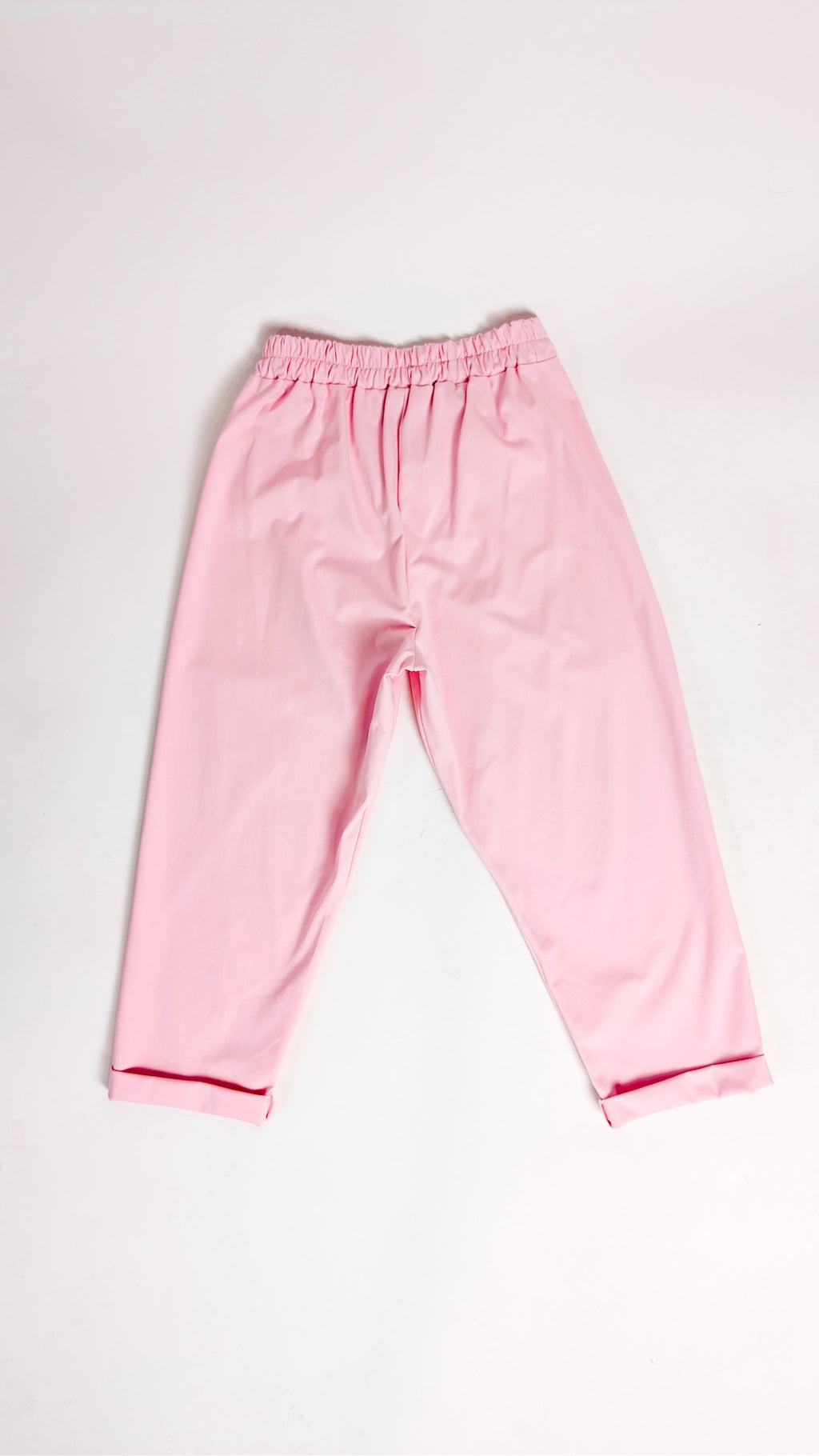 Hlače z ravnim krojem