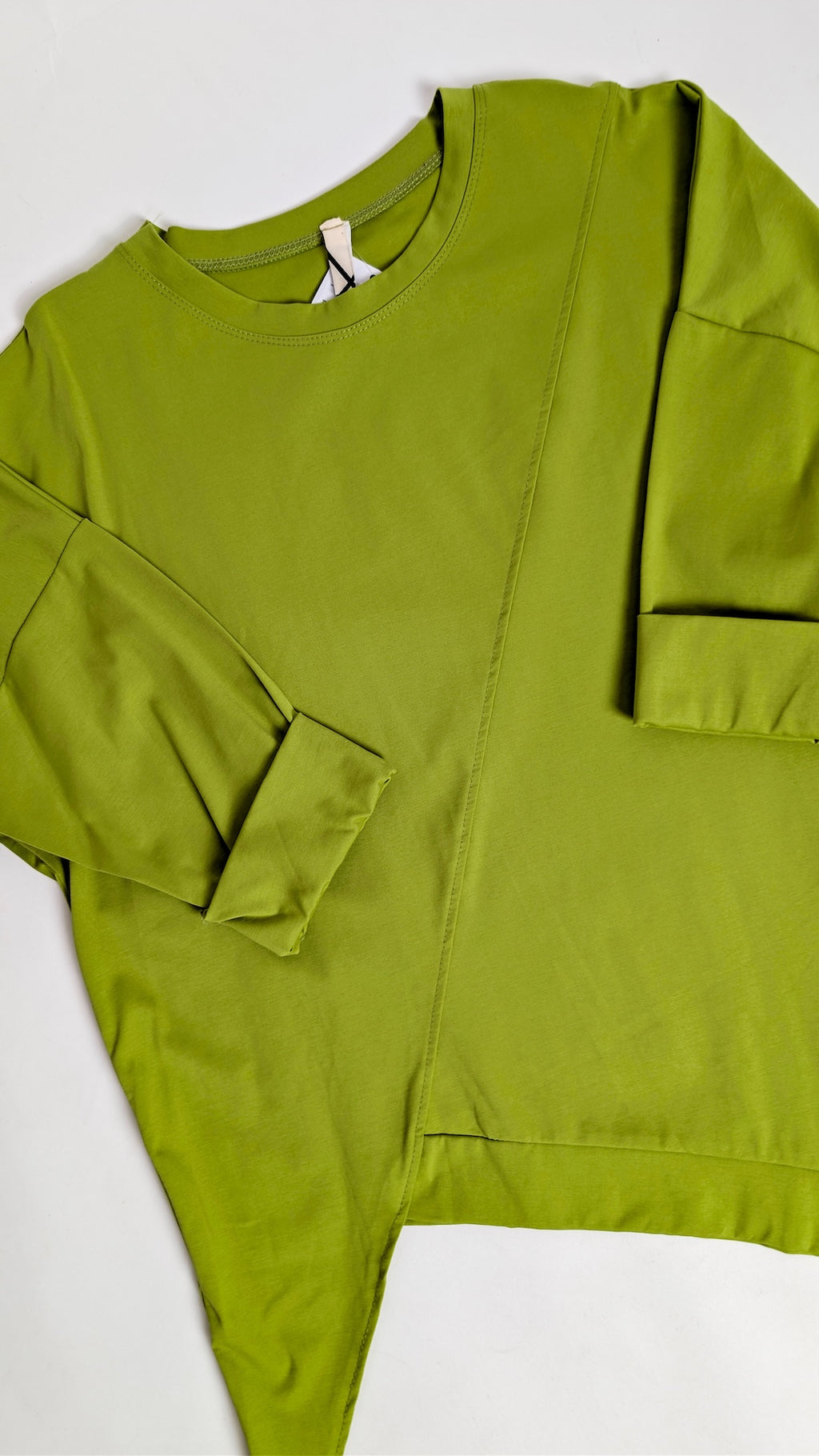 Asimetrična tunika z dolgimi rokavi