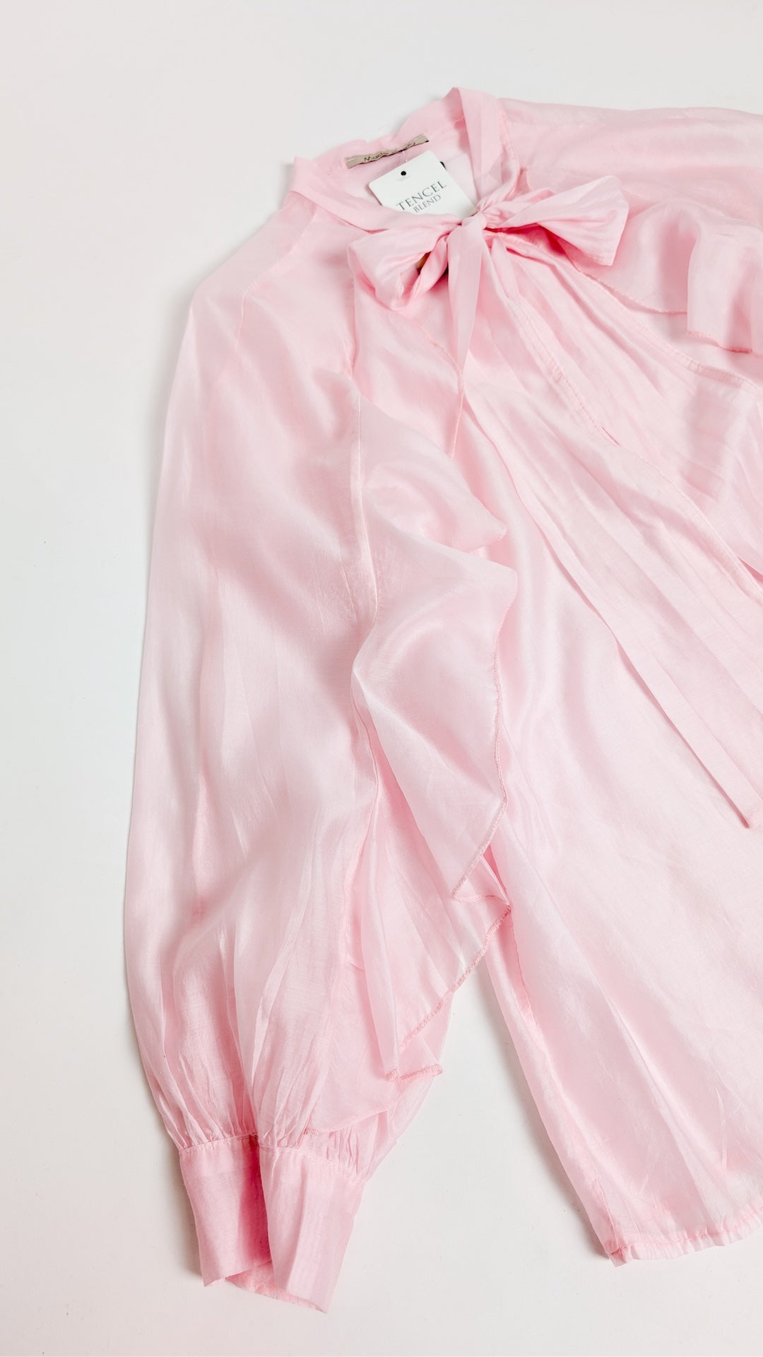 Srajica z zavezovanjem