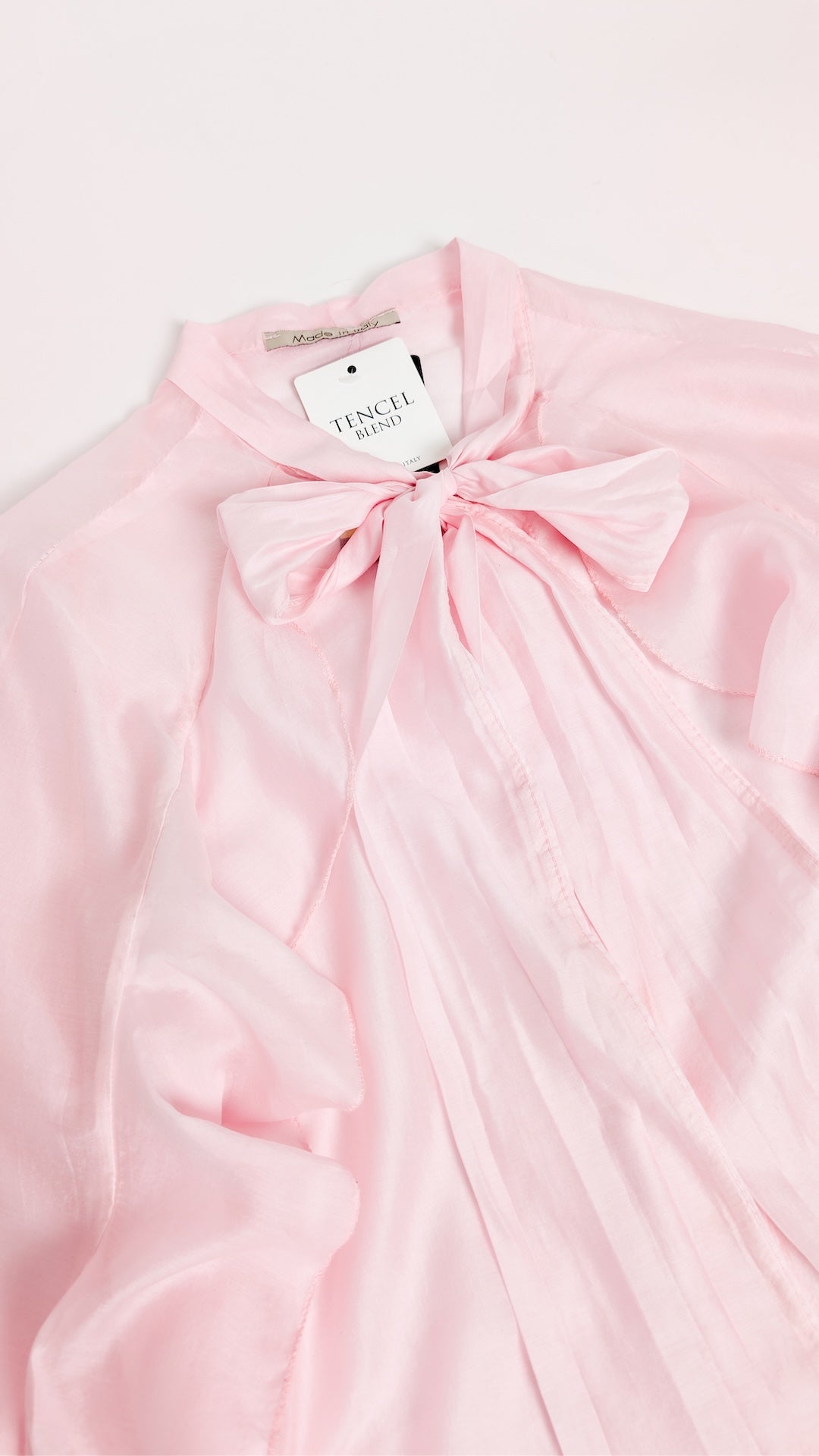 Srajica z zavezovanjem