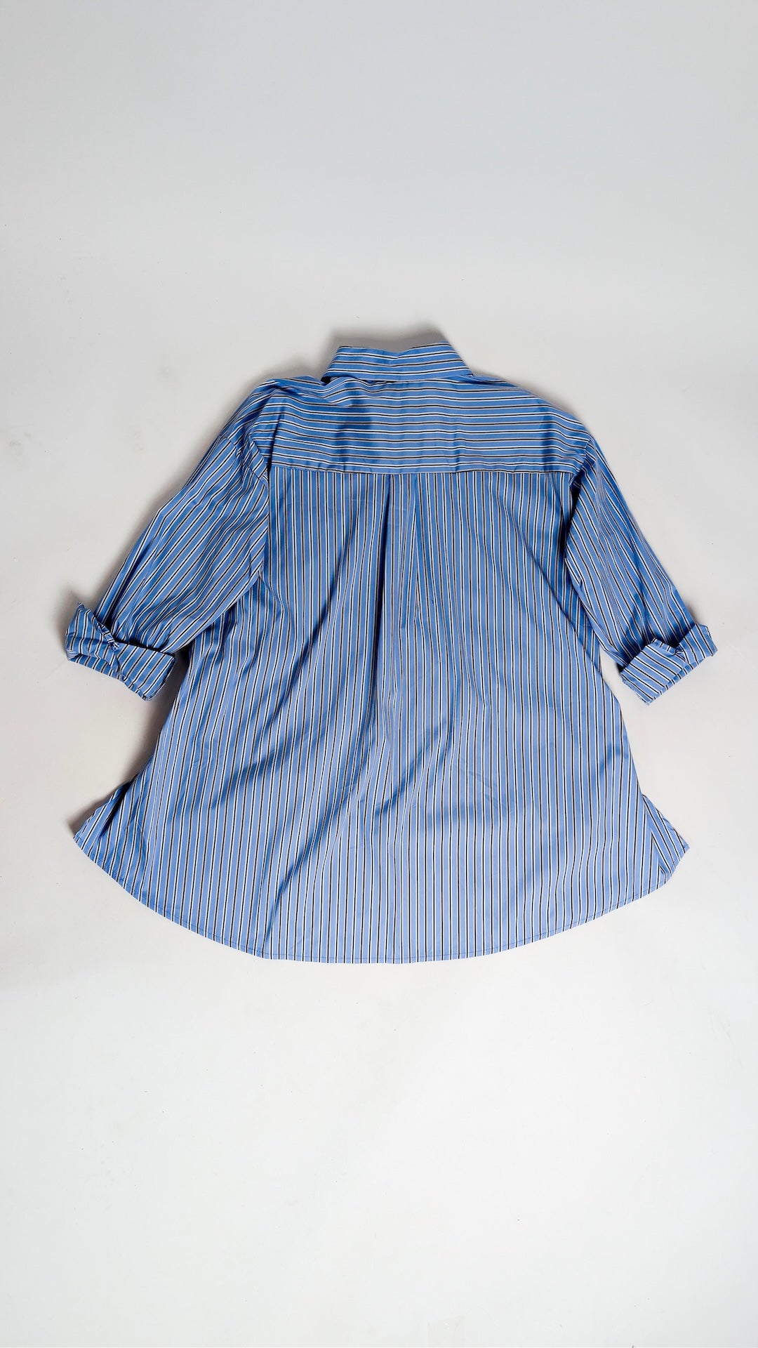 Srajica z dolgimi rokavi