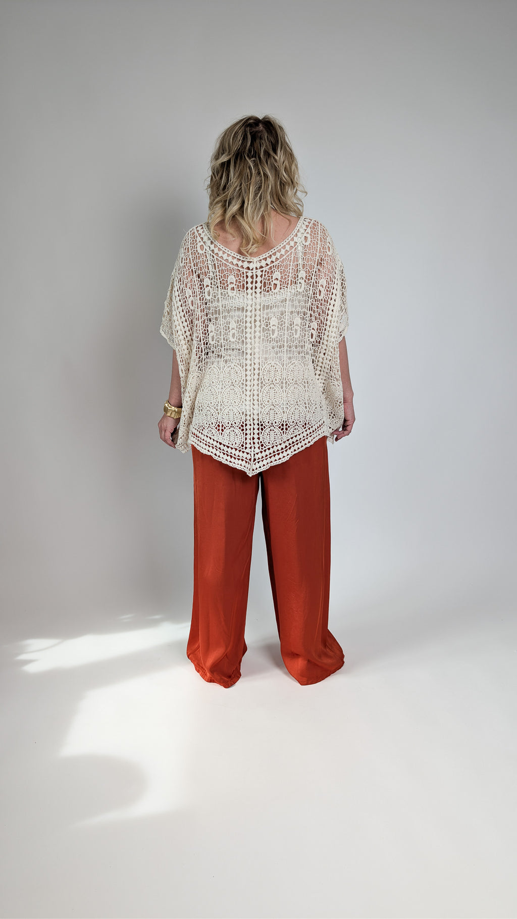Boho čipkast top s kratkimi rokavi