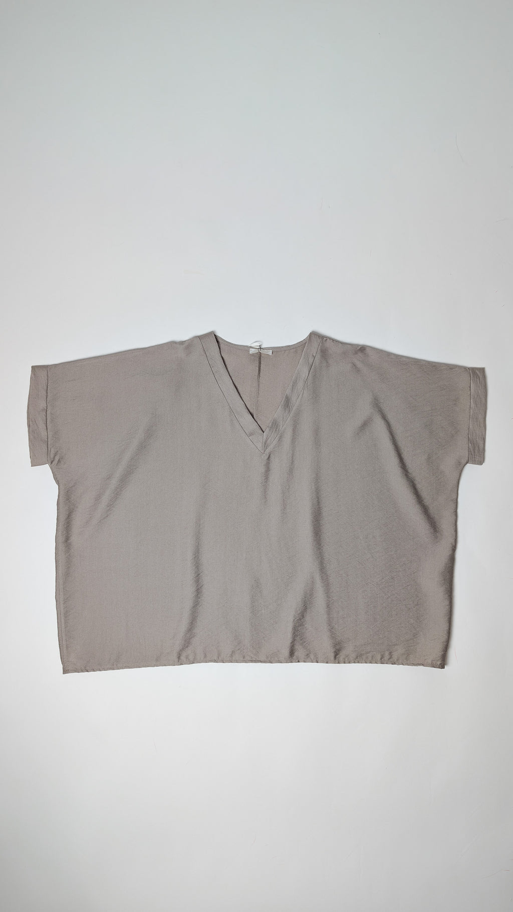 Oversize bluza z V-izrezom